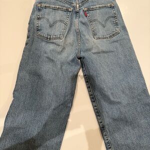 Levi's ribcage straight 27